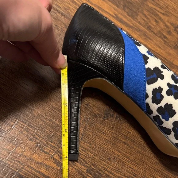 New York & Company Black and Blue Patterned Heels - Picture 9 of 9